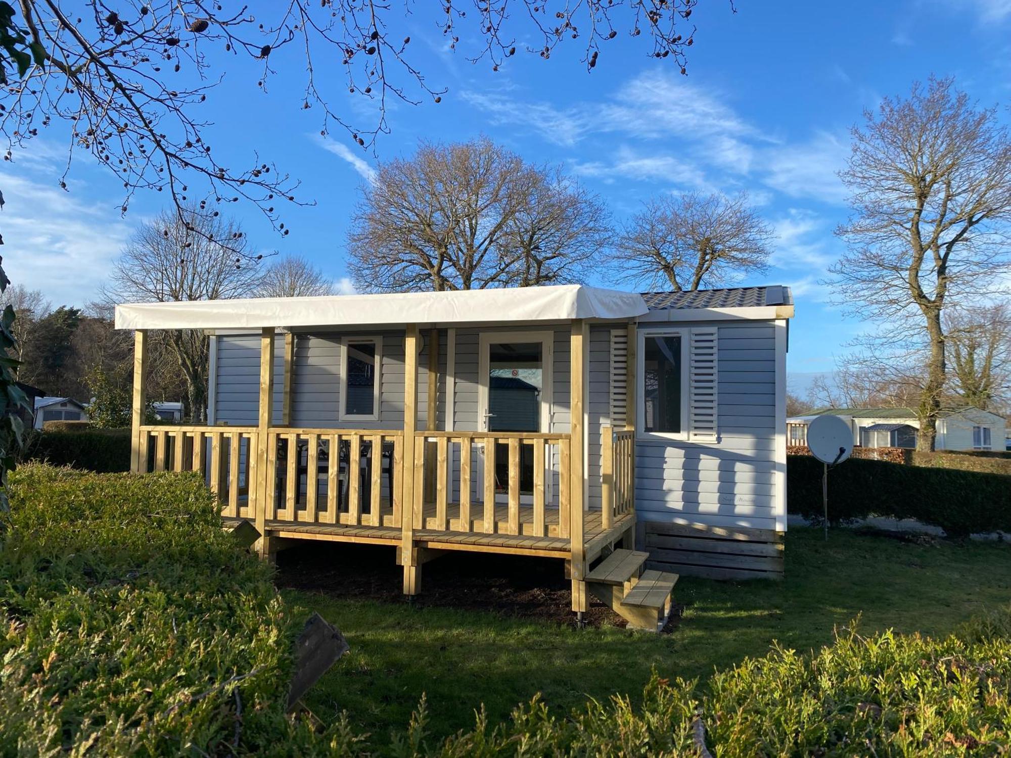 Camping Les Falaises De Toussaint Exteriör bild